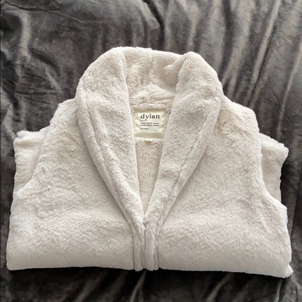 NWOT Dylan Faux Fur Vest